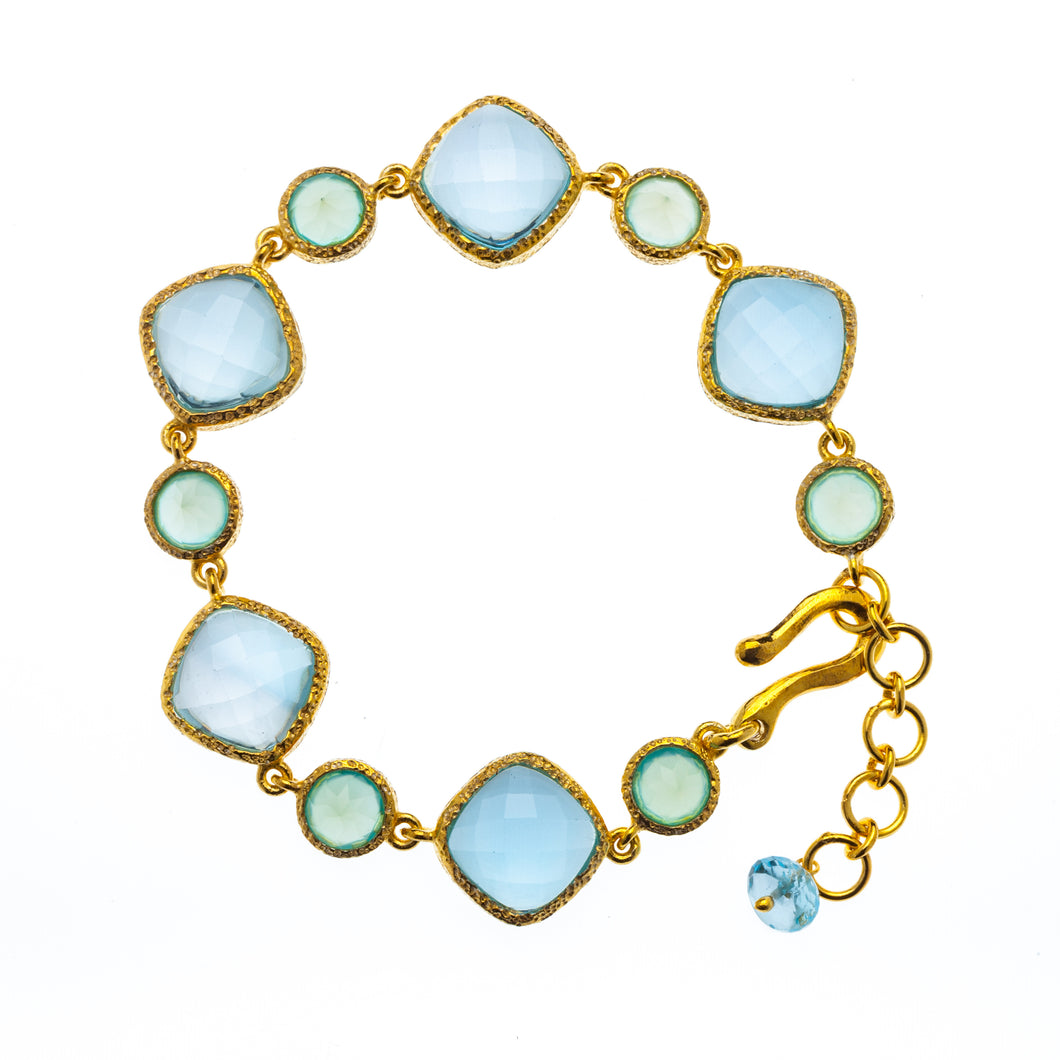 Bracelet of Blue Topaz and Chalcedony in 24kt gold vermeil B003-BT